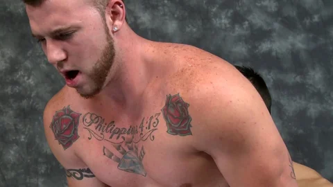 High Performance Men - Athletic caucasian gay needs cumshot