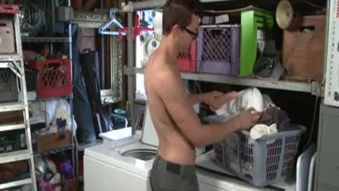 Laundry Day - Kris Anderson, Seth Roberts