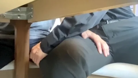 YesFather - Taylor Reign expose penis