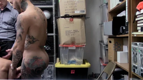 Young Perps - Latino Chance Summerlin helps with good fuck