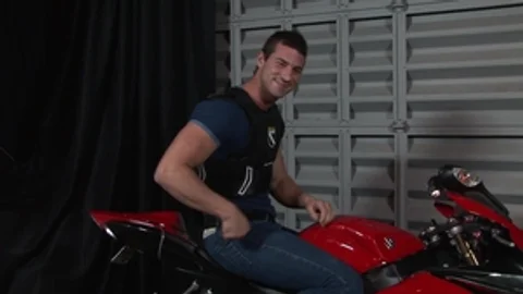 High Performance Men: Hairy and Ripped, Rusty's Sticky Ride