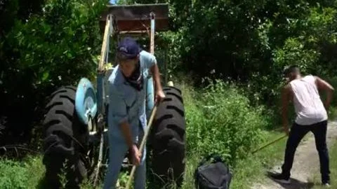 Farmer males Jay Seabrook And Tim Hanes Work Out On Eachother
