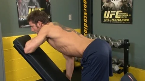 Next Door Male: Ripped Bod Wanking in the Gym