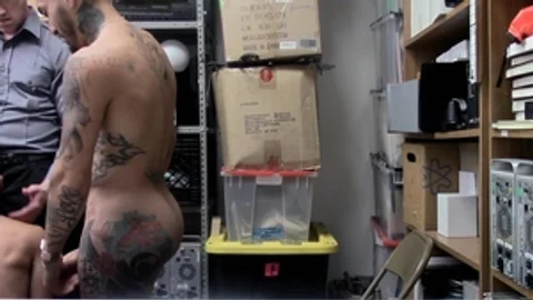 Young Perps - Latino Chance Summerlin helps with good fuck