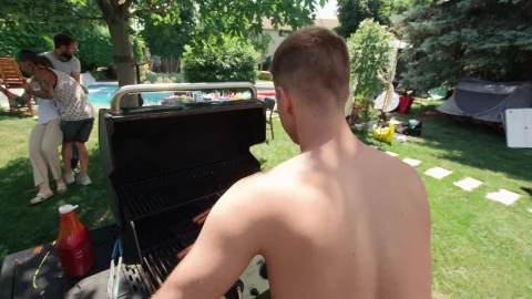 Str8 Chaser: Bun-Less Barbecue Secrets Exposed