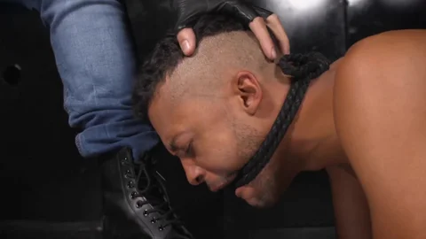 FetishMen: Vini Roseti amongst Woofpigboy domination spanking