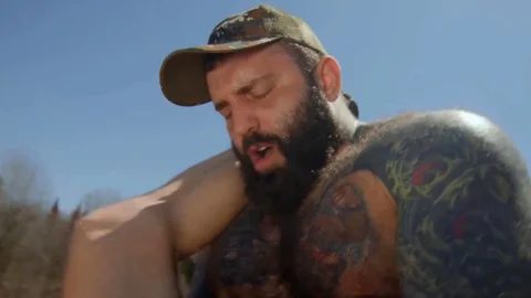 Bromo US: Bear feels in need of hard slamming