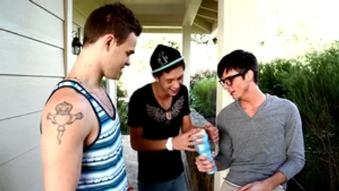 Next Door Twink: Synchronized Stroking and Sucking