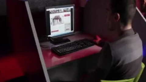 Josh Milk Glory gap clip - Gaytube.com