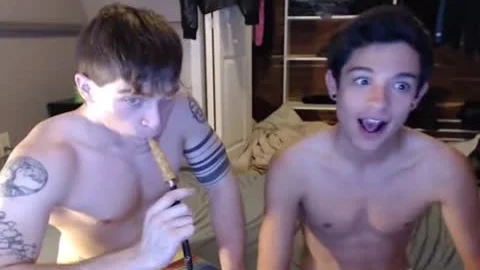 Chavos Muy Lindos!