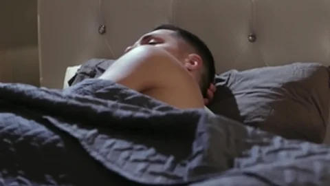 IconMale.com: Latin Cazden Hunter face fucking in the bed