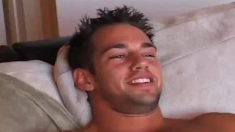 lovely Johnny CaSTLE