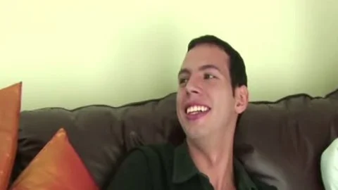 Three studs Have A Sex Triangle On The bed