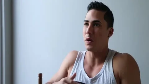 Topher Dimaggio bonks Levi Karter