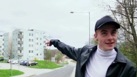 Czech Hunter: Big-Cocked Bi Guy Gets Stuffed Hard