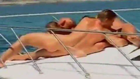 I'm on a motha slaming boat!