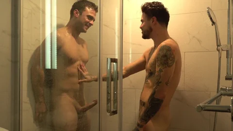 JockPussy: Gabriel plus big dick brunette Tommy breeding