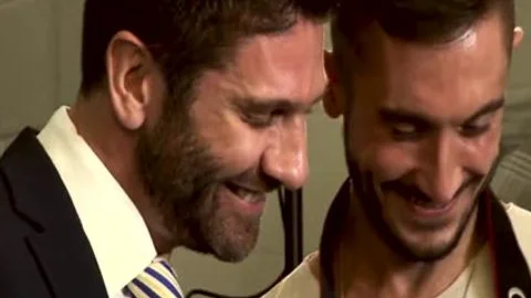 Craig Daniel & Elio Guzmann - Photoshoot nailing
