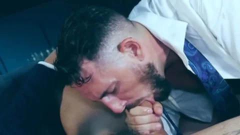 MenatPlay: Derek Allen receives nailed rough